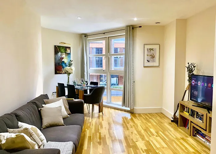 Central London Flat Ideal For Shopping And Big Ben
