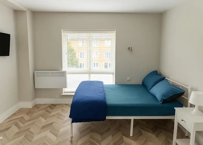 Clapton Deluxe Private Studios Modern Living Self Check-In Fast Central London Access