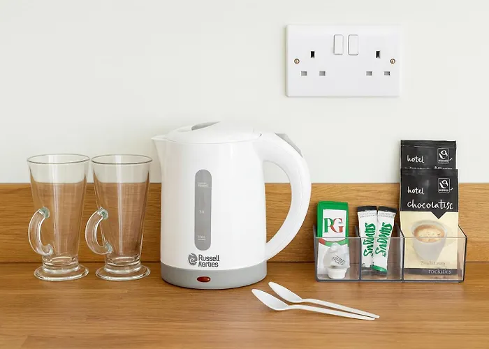 Clapton Deluxe Private Studios Modern Living Self Check-In Fast Central London Access