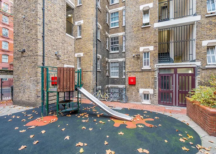 Fully Furnished Flat In Holborn