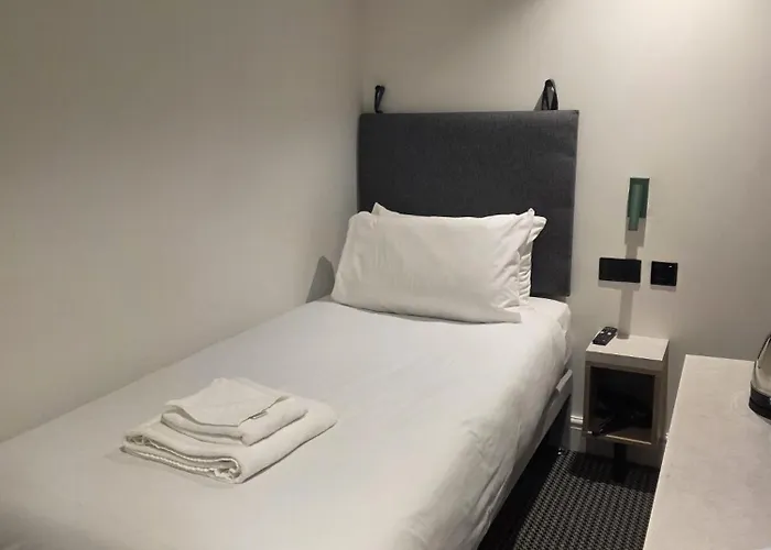Lidos Hotel London