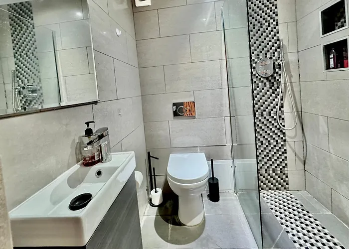 Spacious Rooms 21