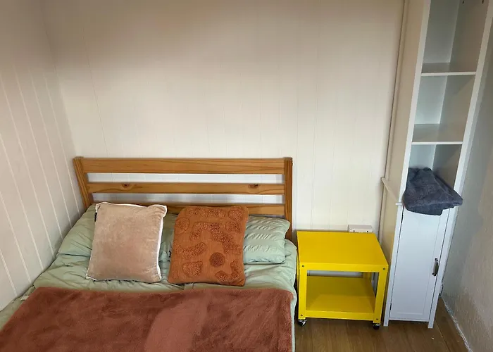 Mini Cabin