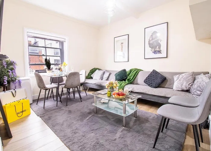 Luxury 2 Bed Apartment In The Heart Of Mayfair Your Stylish London Retreat 4Th Floor No Lift
