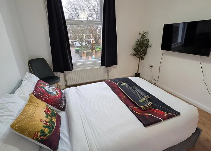 London 2 Bedroom Westminster Borough Apartment With Skysports And Netflix