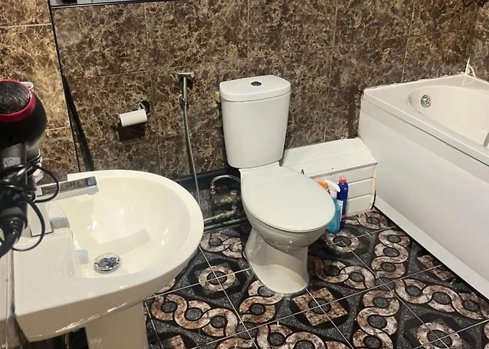 2 Bedroom Flat In Zone 1 East Central London With Parking