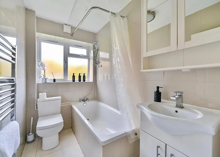 Serene 2 Bedroom Flat Free Off-Street Parking 1 Elwb Van Close To Tube