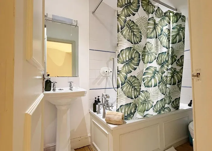 Victoria - 1 Bedroom Appartment 4 People London