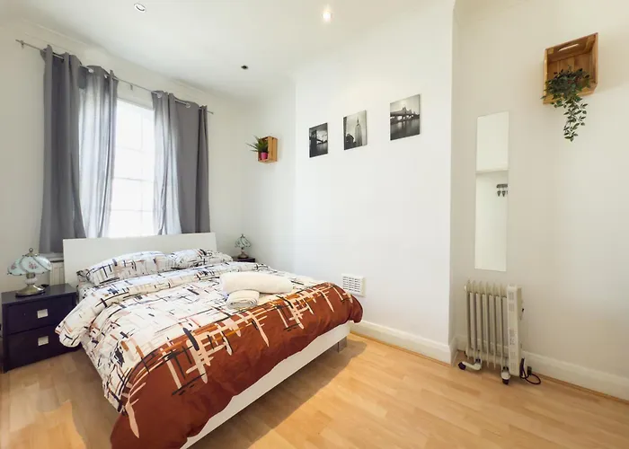 Stylish s - Steps From Hyde Park & Paddington Station