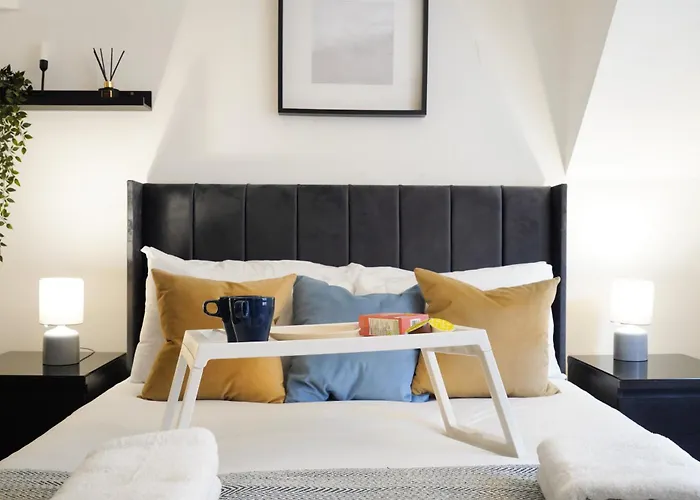 Cozy Studio In The Heart Of The City Of