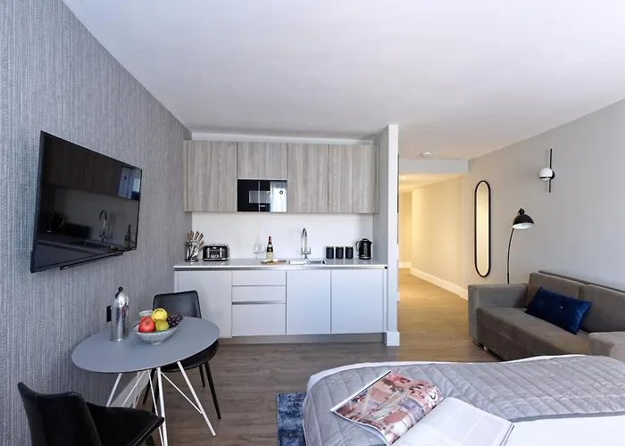 Fitzrovia Apartments By Dmontrio Londra