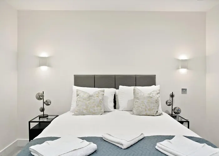 Executive 1 & 2 Bed s In Heart Of London Free Wifi By City Stay Aparts London