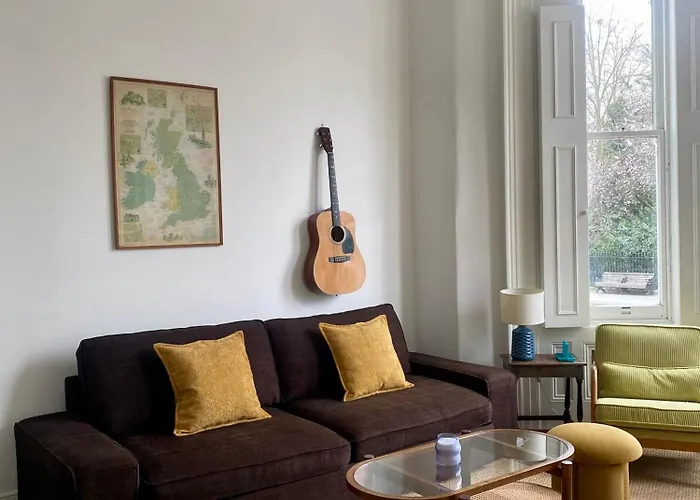 Classic Notting Hill With Private Garden