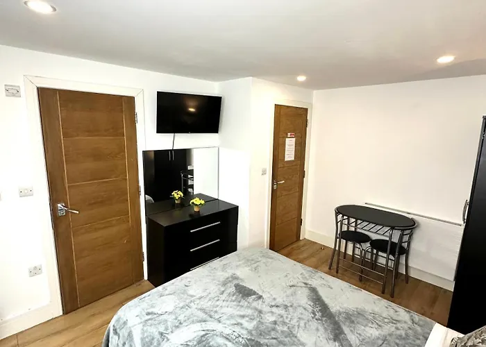 Oliver Double Room