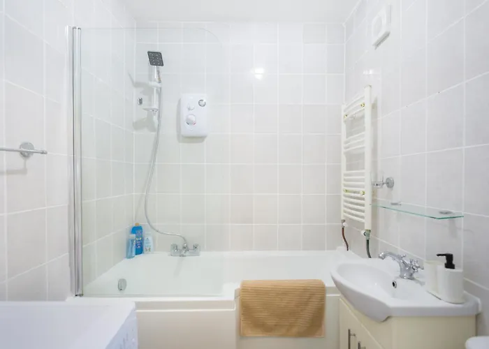 Shoreditch Rooms Near Tower Bridge