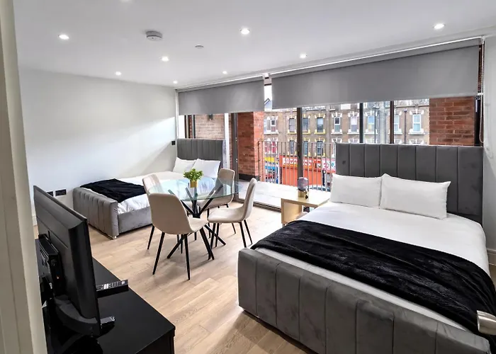 City Airport O2 Arena Excel Centre Canary Wharf Apartment In London