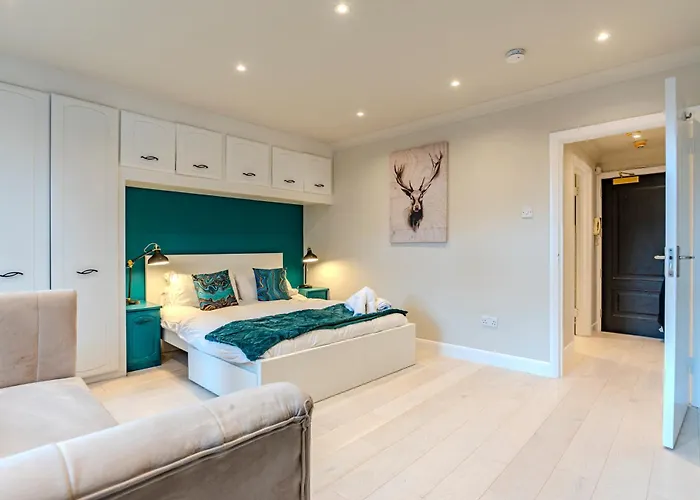 Berwick Soho Suites By Aureva Residences