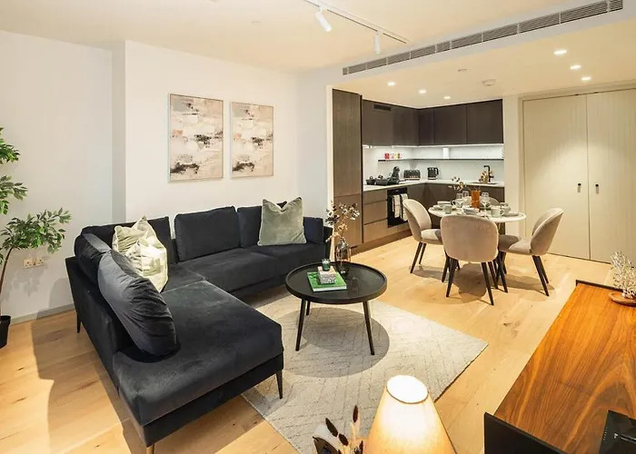 Stylish 1Br Escape - Gym -Balcony - Lift
