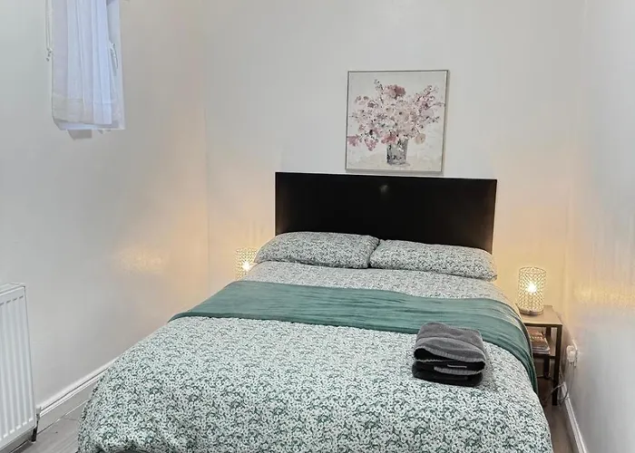 Central - Ground Floor 2 Bedrooms