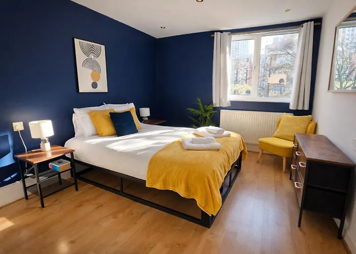 Edgware Road Apartment - Sleep 6