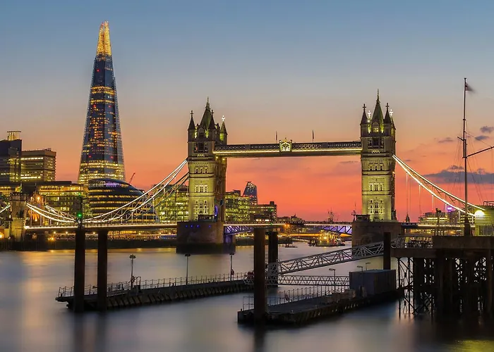 Spacious London Bridge Flat