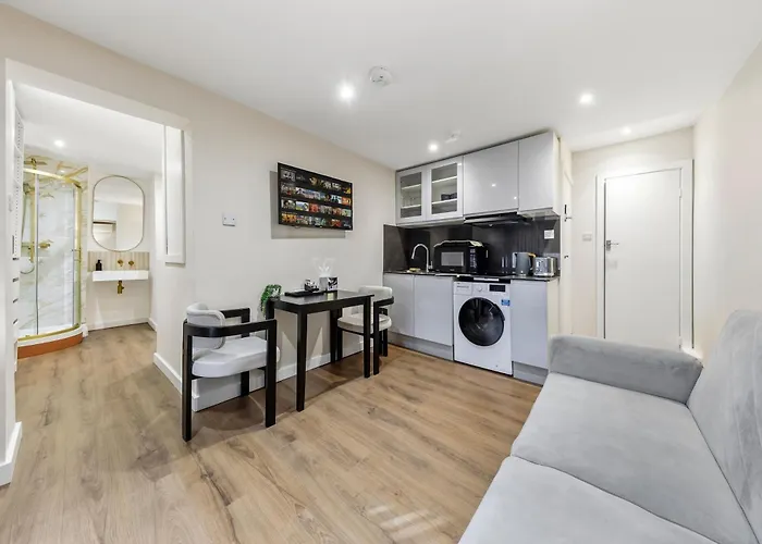 London Bridge Apartments