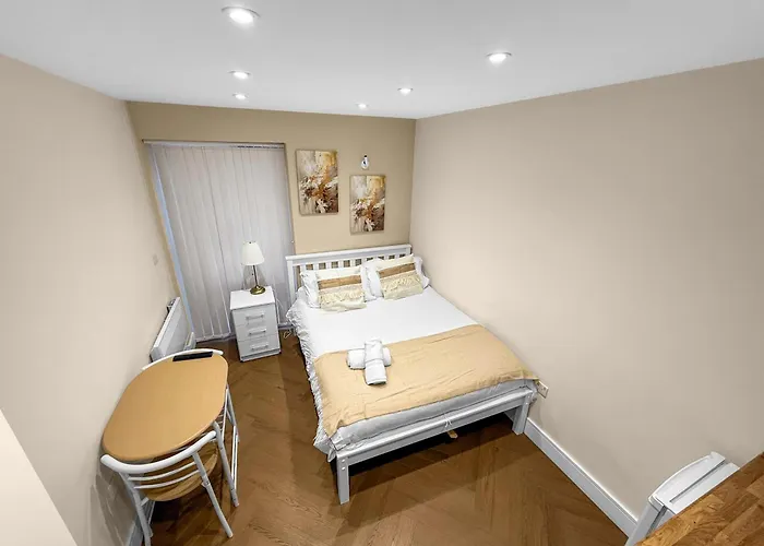 30A Class Studios Near Arsenal And Central London