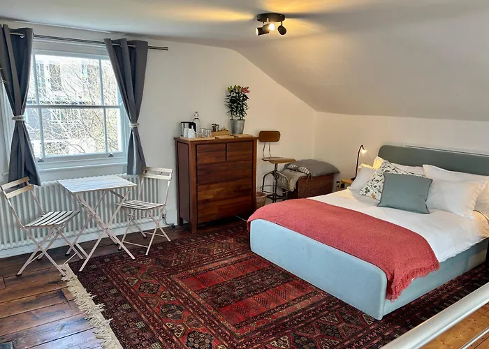 Central Victorian House London