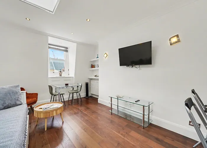 Chancery'S Loft Private Apartment