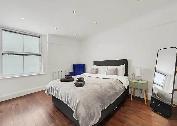 Chancery'S Loft Private Apartment