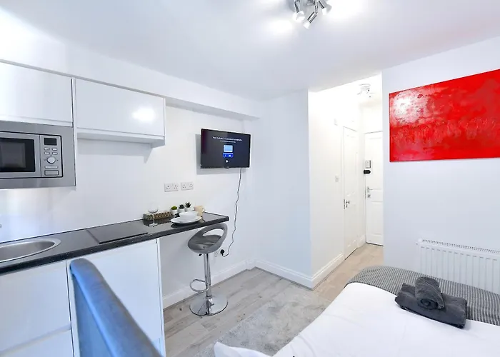 Stylish Studios By Luxestays Fulham London