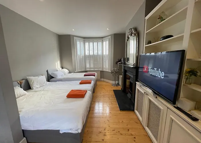 Home In Greenwich Near The O2 Londra