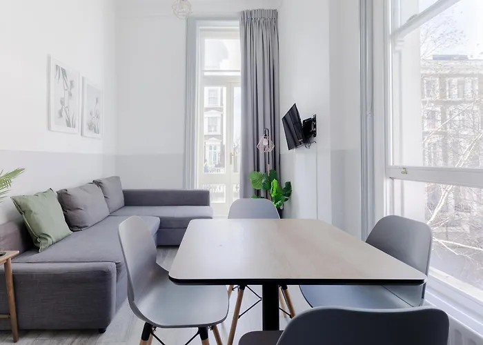 Modern Kensington Apartments London
