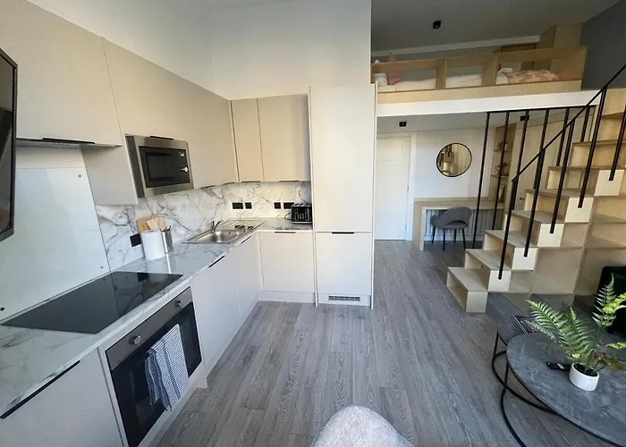 Hilldrop Apartments Short Term Rental & Flexible Renting Islington With Free Wifi, Parking & Garden