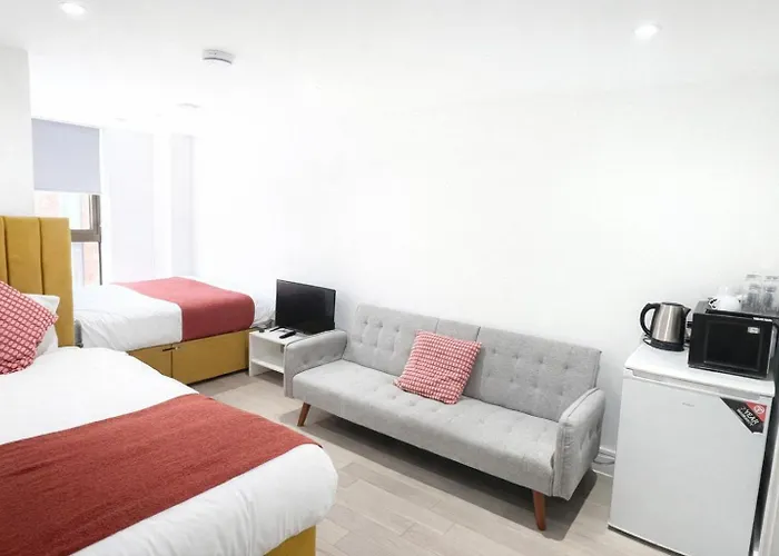 Boleyn Apartment In London