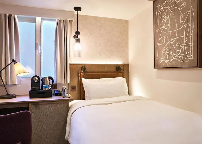 Radisson Blu Hotel, London Tottenham Court Road
