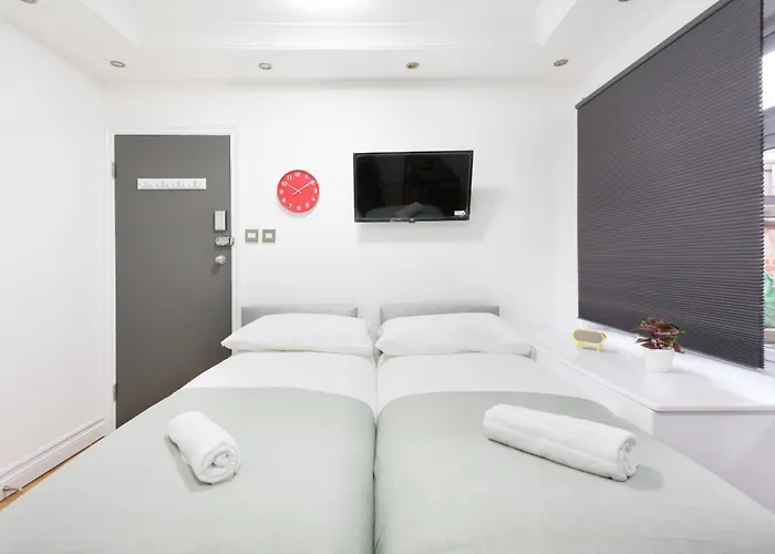 Eurostar Budget Rooms