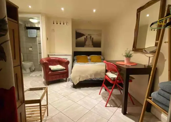No 5 Accommodation