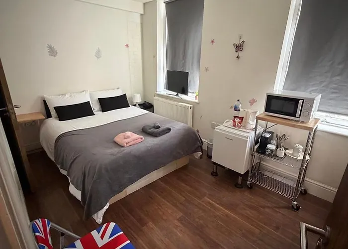 W12 Ensuite