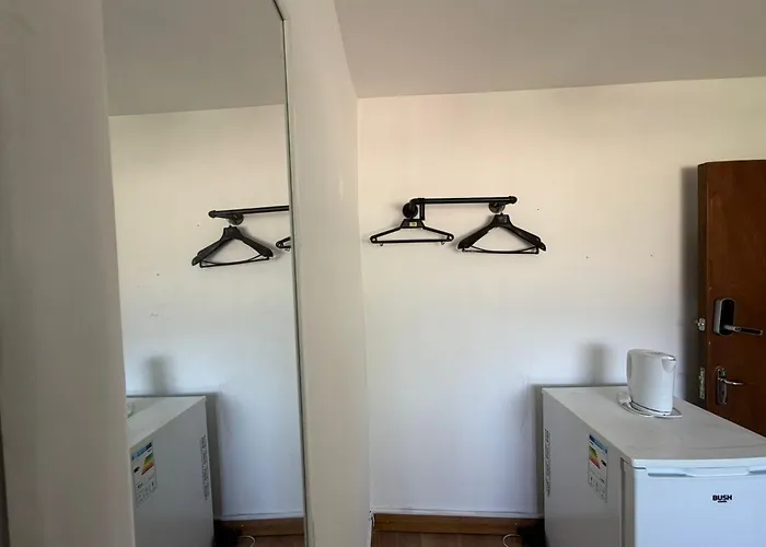 F4 Modern Double Room
