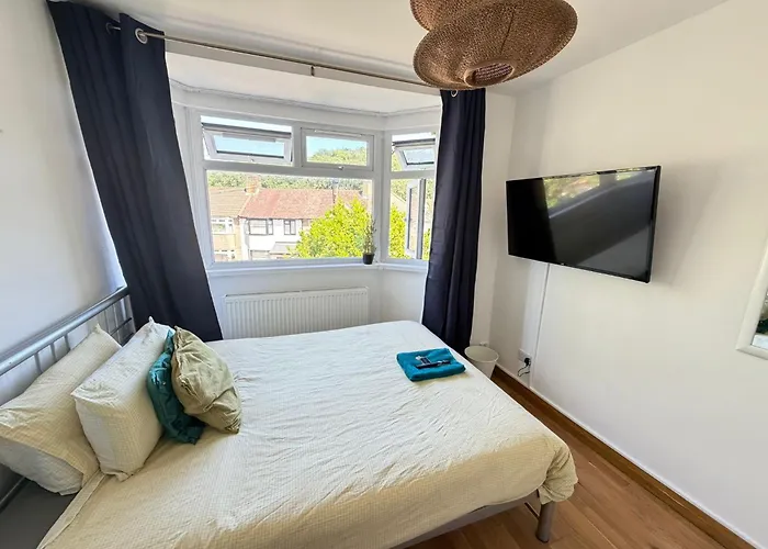 F4 Modern Double Room