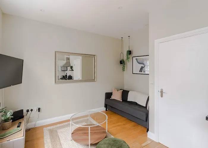 Fitzrovia 1-Bed Flat - Central London - Sleeps 4