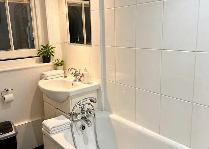Great Flat Close To Edgware Road