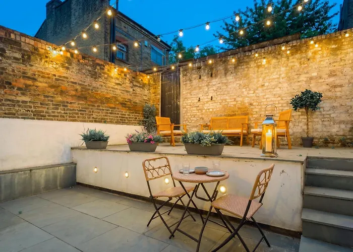 Pillow Menu! 1 Bed Garden Flat Finsbury Park