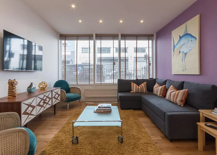 Home For All - Fitzrovia - By Frankie Says