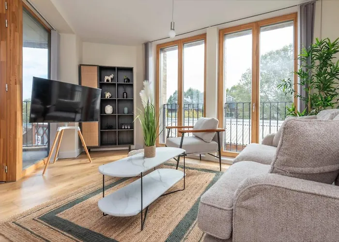 Urban Comfort : Stylish Portobello Market Retreat