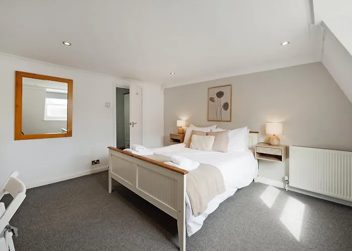 Wonderfund Stay In Farringdon! 3 Beds, 6 Sleeps
