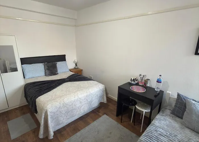 Britannia Stay Stockwell - 13 Min To Oxford Circus - 2Min To Stockwell Station