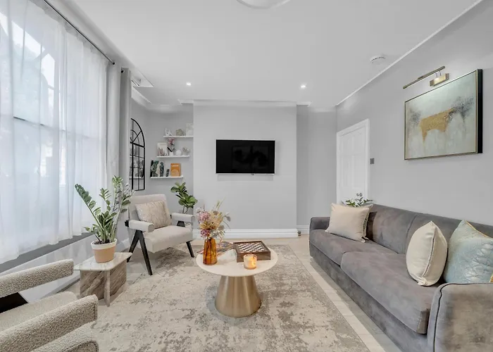 Spacious 2Br Chelsea Near Sloane Square-Sleeps 6