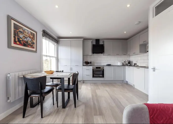 Stylish Flat B